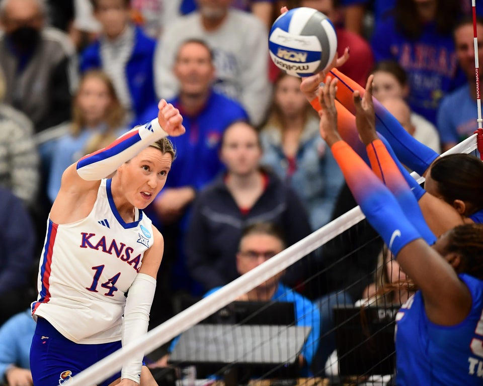 Fantastic women's volleyball photos from the 2024 college season