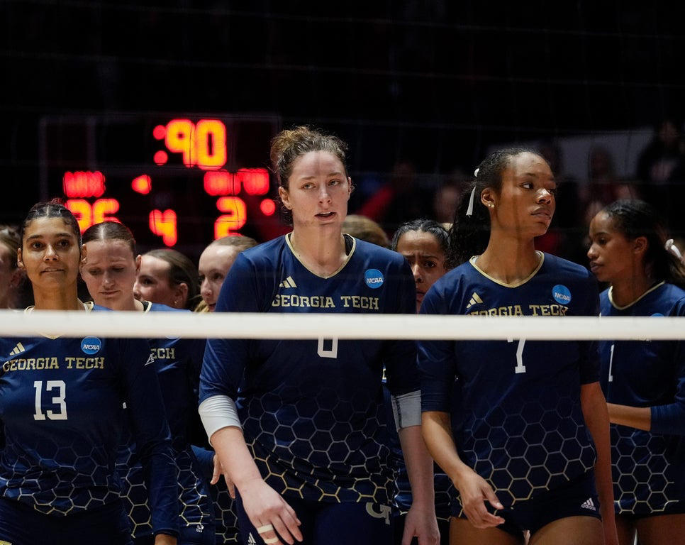 Fantastic women's volleyball photos from the 2024 college season
