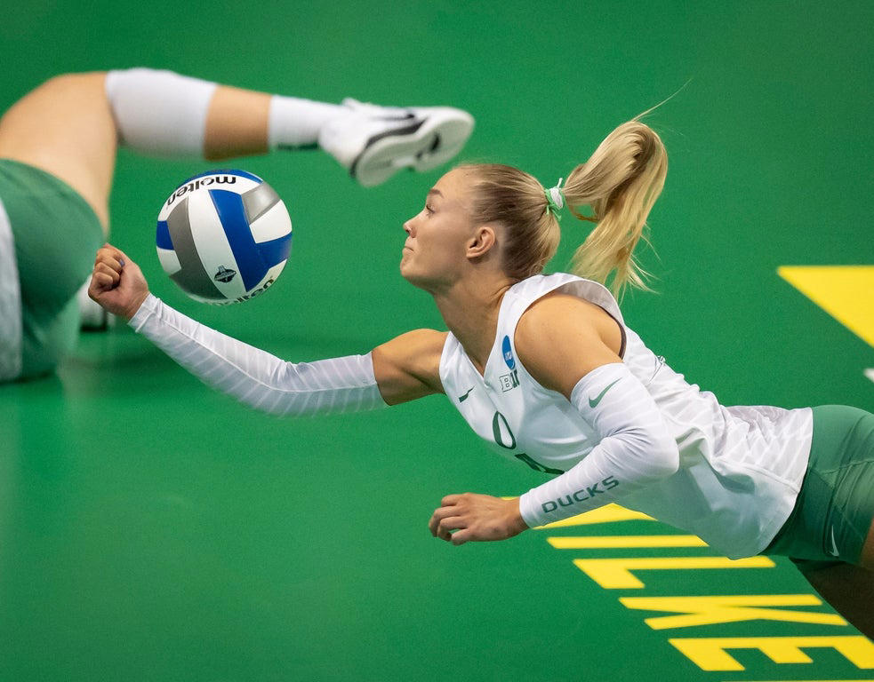 Fantastic women's volleyball photos from the 2024 college season
