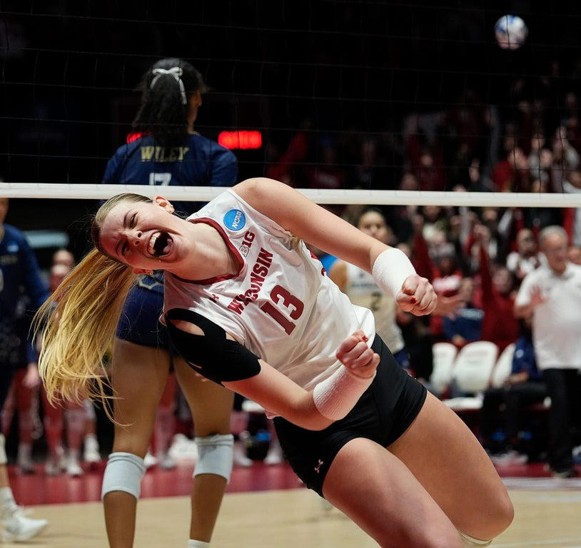 Fantastic women's volleyball photos from the 2024 college season