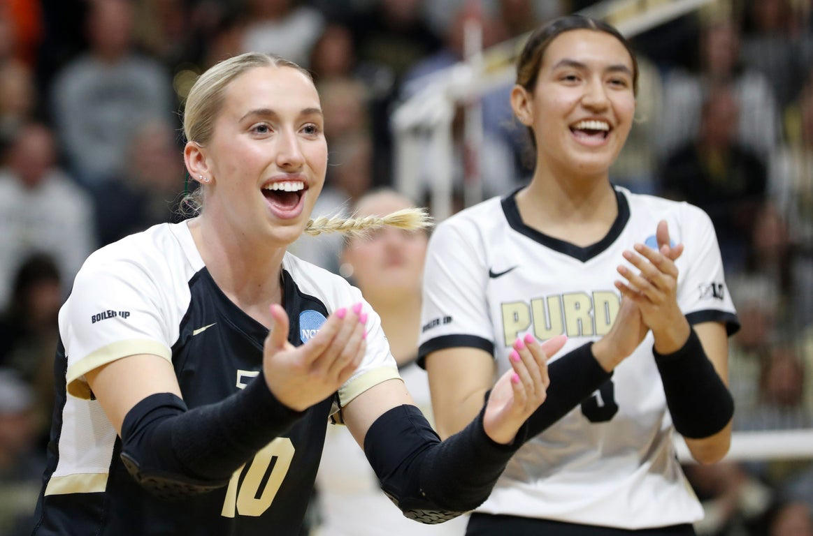 Fantastic women's volleyball photos from the 2024 college season
