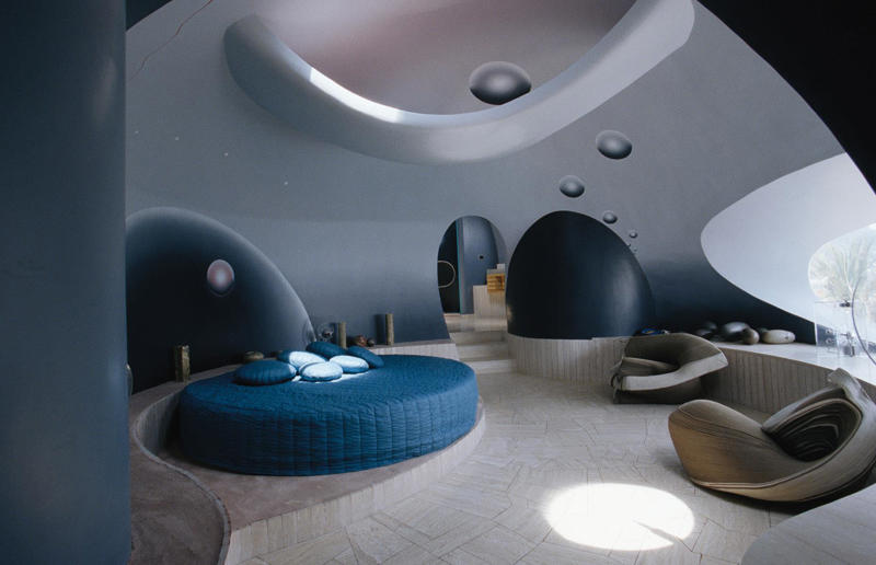 What homes of the future looked like 70 years ago, Monsanto House of the Future, California, USA, Elvis’ futuristic honeymoon hideaway, California, USA, Richard Neutra's space age treehouse, California, USA, The House of Tomorrow, Indiana, USA, The search for a renovator, Discovery of solar heating, Charles Schridde's Motorola homes, Worldwide, The Bubble Palace, Theoule-sur-Mer, France, Stahl House / Case Study 22, California, USA, Habitat 67, Montreal, Canada, Iconic Futuro pods, Espoo, Finland, Iconic Futuro pods, Munich, Germany, Iconic Futuro pod, Berlin, Germany, Casa Gilardi, Mexico City, Mexico, Motel l'Eau Vive, Vosges, France