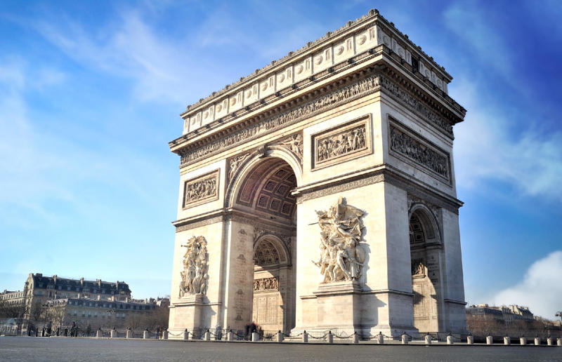 Incredible landmarks that never were, Washington Monument, Washington DC, USA, Tower Bridge, London, England, UK, Arc de Triomphe, Paris, France, Sydney Opera House, Sydney, Australia, Central Park, New York City, New York, USA, St Paul’s Cathedral, London, England, UK, Eiffel Tower, Paris, France, Sydney Harbour Bridge, Sydney, Australia, Tribune Tower, Chicago, Illinois, USA, Notre-Dame Cathedral, Paris, France, Clifton Suspension Bridge, Bristol, England, UK, Lincoln Memorial, Washington DC, USA