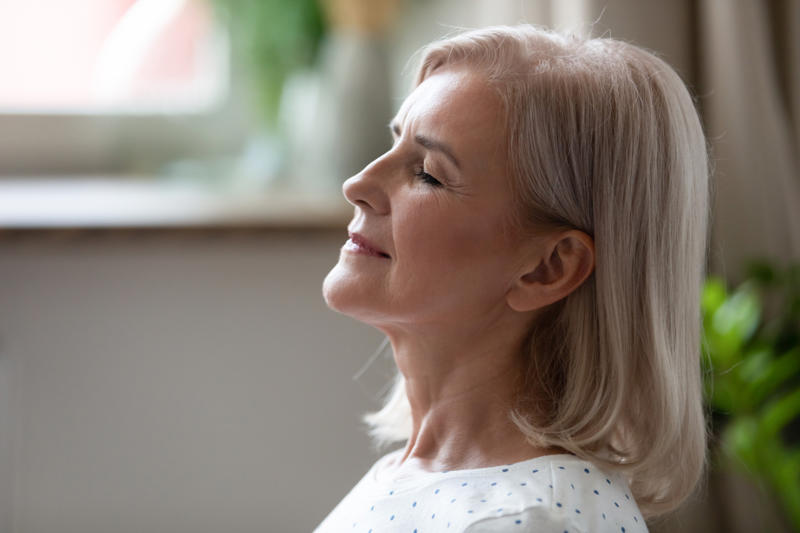Sort out your finances, Wind down gently, Be ready for ups and downs, Keep a routine, Learn something new, Stay active, Connect with others, Get a health check, Keep in touch with colleagues, Practice mindfulness, Volunteer, Get plenty of fresh air, Get a pet