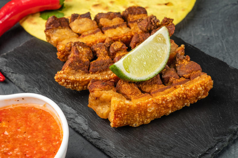 Chicharrón Hush puppies, French fries, Fried green tomatoes, Banh cam, Tostones, Fried chicken, Chimichangas, Chicharrón, Maakouda, Spring rolls, Fish and chips