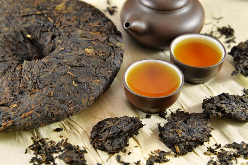Pu erh Green tea, Darjeeling, Black tea, Chamomile tea, English breakfast tea, Longjing tea, Lemongrass tea, Yerba maté, Lotus tea, Lapsang souchong, Genmaicha, Hibiscus tea, Dong ding, Jasmine tea