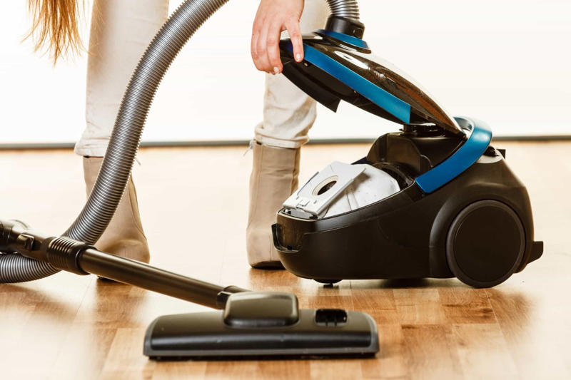 Vacuum cleaner Book with a secret compartment, Cereal box, Fake pipes, Toilet paper holder, Tissue box, Ironing board, Keep your safe, safe, In your children's rooms, Fake electrical socket, Vacuum cleaner, Mix it with clothes, Bury them, Air vents, Bookcase