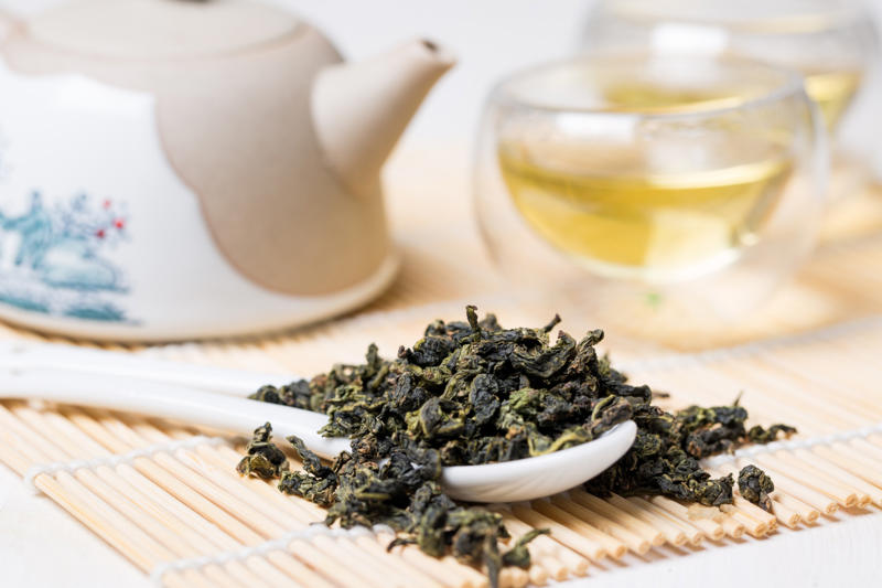 Oolong Green tea, Darjeeling, Black tea, Chamomile tea, English breakfast tea, Longjing tea, Lemongrass tea, Yerba maté, Lotus tea, Lapsang souchong, Genmaicha, Hibiscus tea, Dong ding, Jasmine tea