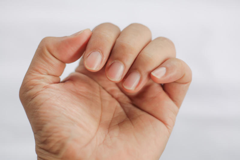 Fingernails and toenails without nails Immunity to sleep deprivation, Pitch perfection, Stay underwater up to 10 minutes, Being truly even-handed is a rare thing, Advanced color vision, Ability to survive at high altitudes, Built-in compass, Fingernails and toenails without nails, Having a long toe isn't an issue, An extra rib near the neck, A right-sided heart, The deficiency that keeps away heart diseases, Long palm muscles that are passed down from our ancestors, When a bad hair days lasts for years, It's fine to have an extra finger