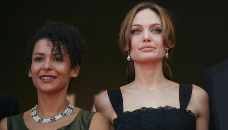 Emerald Fennell and Camilla Parker Bowles, Helen Mirren and Queen Elizabeth II, Angelina Jolie and Mariane Pearl, Will Smith and Muhammad Ali, Sandra Bullock and Leight Anne Tuohy, Brad Pitt and Billy Beane, Christian Bale and Dicky Eklund, Julia Roberts and Elizabeth Gilbert, Leonardo DiCaprio and Frank Abagnale Jr., Mark Wahlberg and Vince Papale, Reese Witherspoon and Cheryl Strayed, Selma Blair and Kris Jenner, Zoe Kazan and Emily Gordon, Brie Larson and Jeannette Walls, Jessica Chastain and Molly Bloom, Tatiana Maslany and Erin Hurley