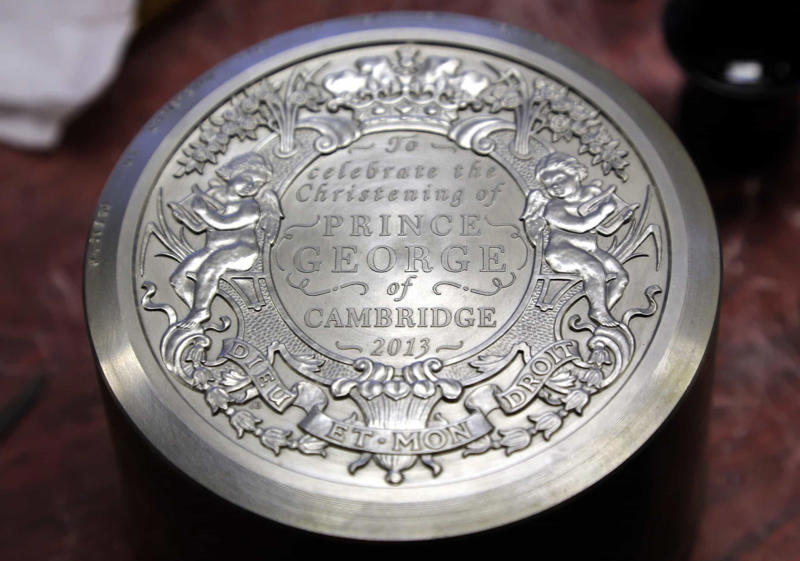 Commemorative coins A day off, Royal parties, Royal children, Social media, Commemorative coins, Charles' 60th, Queen Elizabeth's 90th, The Queen Mother's centenary, Charles' 50th birthday, Charles' 60th birthday, Charles' 70th birthday, Trooping the Colour, Trooping the Colour: the parade, Trooping the Colour: air show