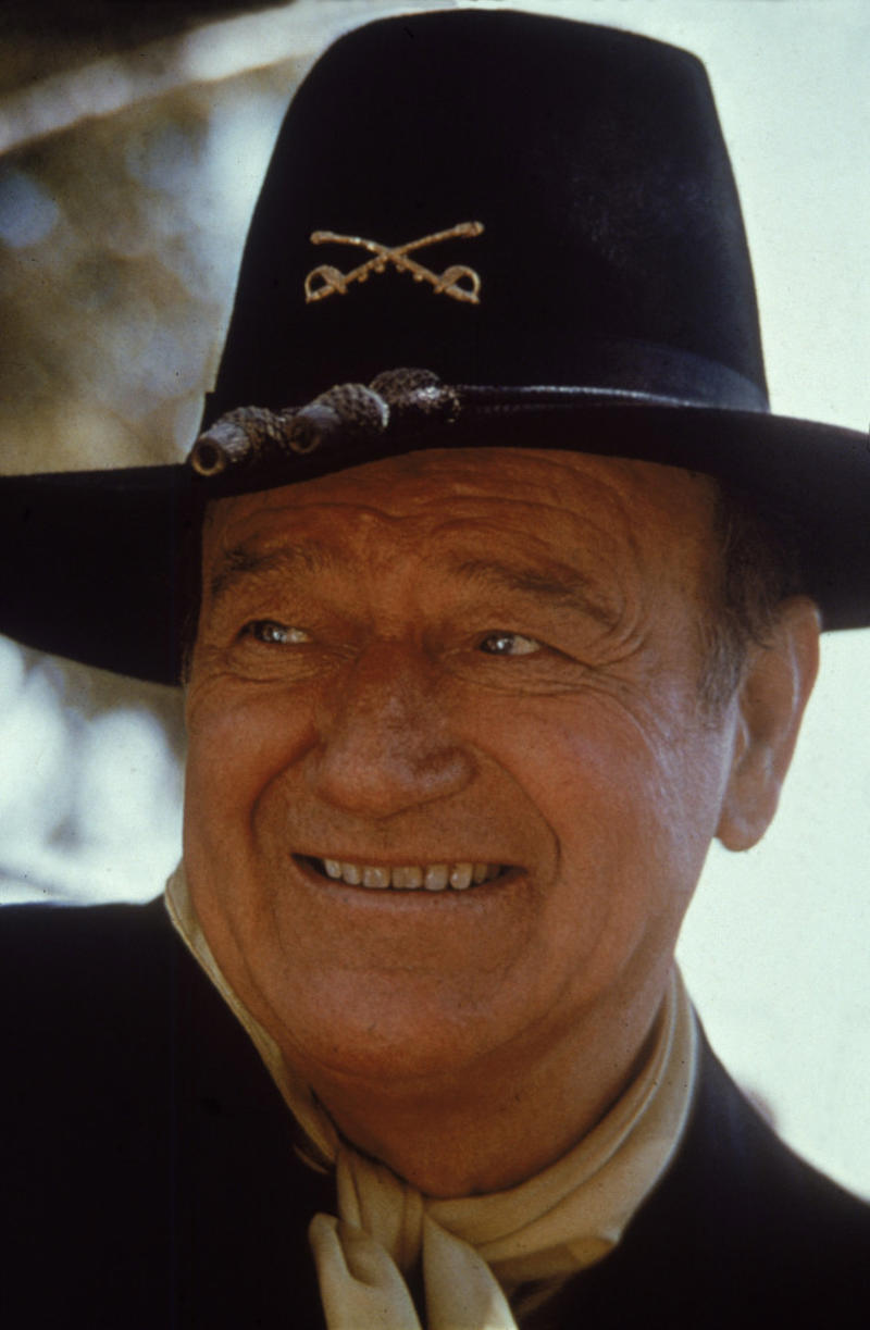 John Wayne Renée Zellweger, Bruce Willis, Audrey Hepburn, Megan Fox, Sylvester Stallone, Brad Pitt, Channing Tatum, John Wayne, Arnold Schwarzenegger, David Bowie, Kristen Stewart, Evangeline Lilly, Jeff Goldblum, Heath Ledger