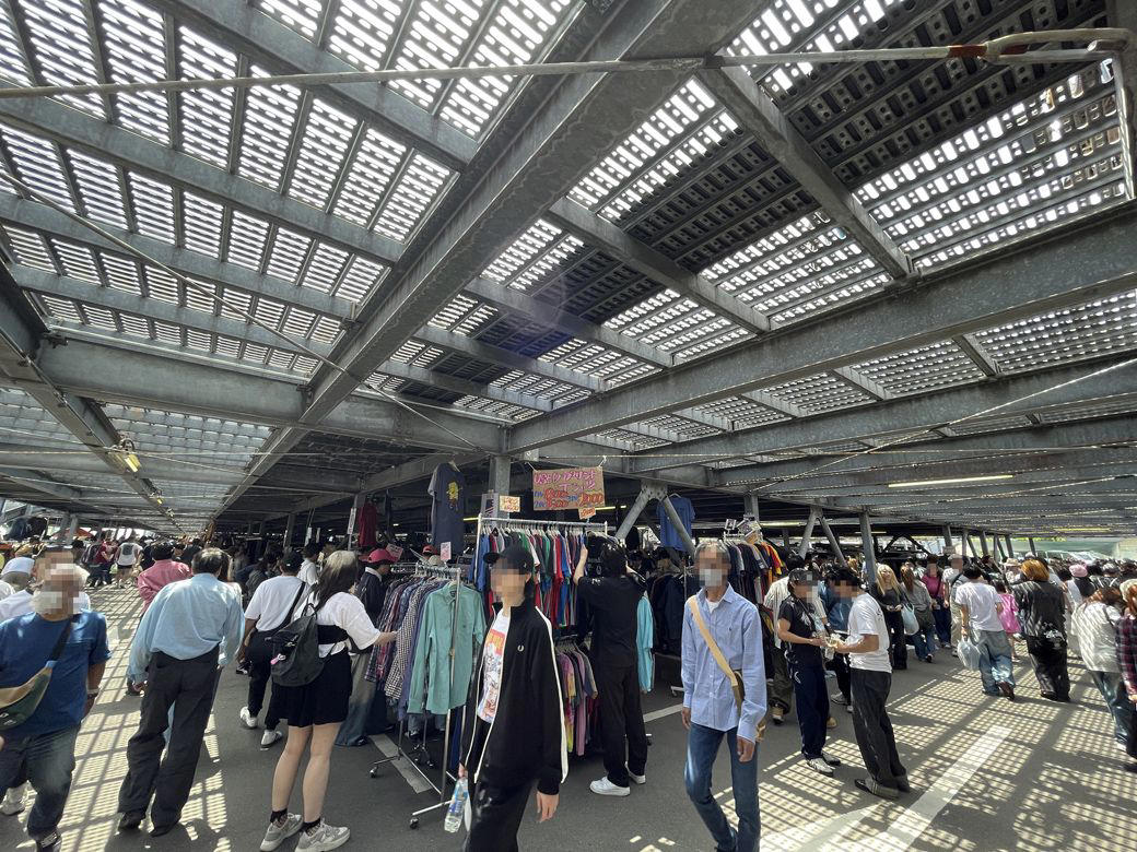 かつて坂本龍馬のいた街, “石を投げれば親戚にあたる”住み良いエリア, 鈴ヶ森刑場へ向かう「なみだ橋」の先に, 古き街並みの中に新しい店もオープン, 競馬場の客は減少気味でも土日になると盛り上がる理由, 日本最大級のフリーマーケットを歩く