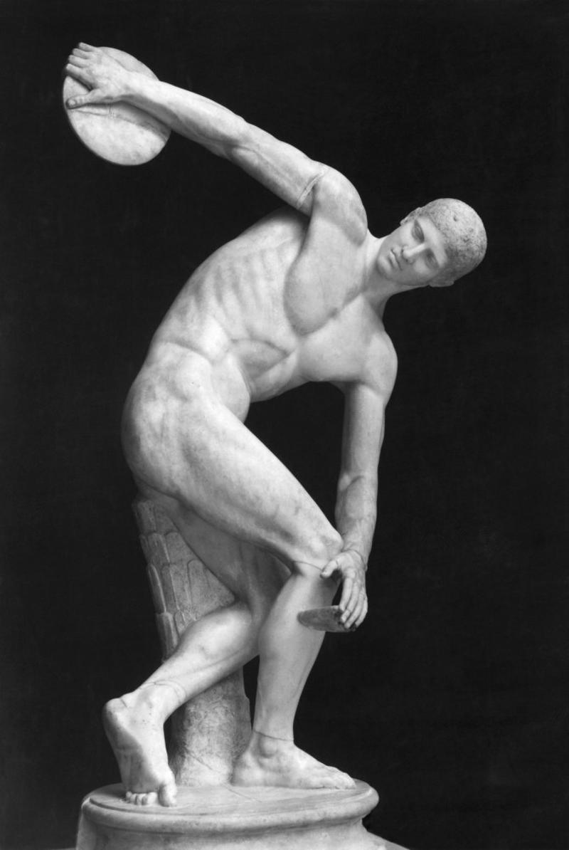Venus of Willendorf, 28,000–25,000 BCE, Bust of Nefertiti, 1345 BCE, Discobolus by Myron, 460-450 BCE, Laocoön and His Sons, 2nd century BCE, Venus de Milo, 2nd century BCE, Winged Victory of Samothrace, 2nd century BCE, Equestrian Statue of Marcus Aurelius, 175 CE, Pietà by Michelangelo, 1498–1499, Moses by Michelangelo, 1513-1515, Apollo and Daphne by Gian Lorenzo Bernini, 1622-1625, Perseus with the Head of Medusa by Antonio Canova, 1804–1806, The Kiss by Auguste Rodin, 1882, The Burghers of Calais by Auguste Rodin, 1884–1889, Statue of Liberty by Frédéric Auguste Bartholdi, 1886, The Thinker by Auguste Rodin, 1904, Unique Forms of Continuity in Space by Umberto Boccioni, 1913, The Little Mermaid by Edvard Eriksen, 1913, L’Air by Aristide Maillol, 1938, Spider by Louise Bourgeois, 1996