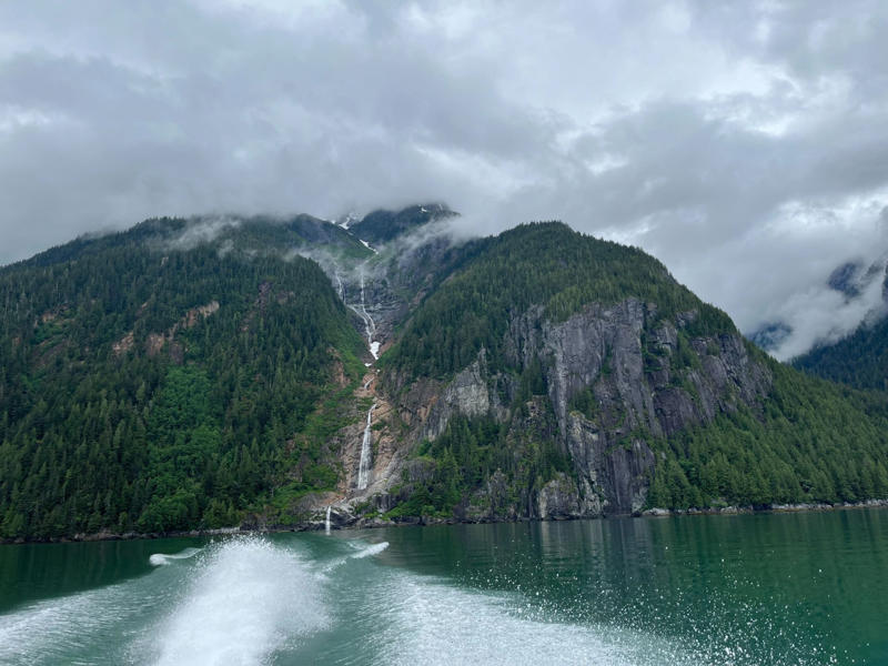 Sign up to The Getaway newsletter , We’re going on a bear hunt, Explore more of lesser-known Canada , ‘Adrenaline rushes through my body’, Even scarier? Flying in a seaplane, Learning about First Nations freedom, How to visit Northern British Columbia