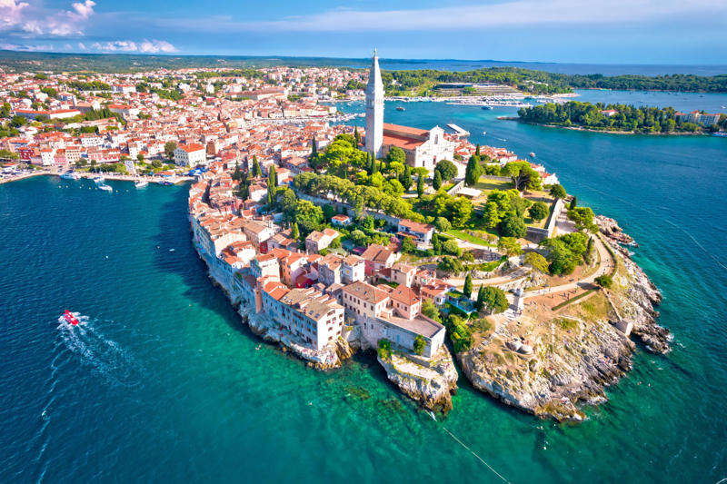 Safest: 8. Croatia Most dangerous: 20. Ukraine, Most dangerous: 18. Tunisia, Most dangerous: 16. Cambodia, Most dangerous: 14. Argentina, Most dangerous: 12. Saudi Arabia, Most dangerous: 10. Thailand, Most dangerous: 8. Morocco, Most dangerous: 6. Dominican Republic, Most dangerous: 4. Mexico, Most dangerous: 2. Brazil, Safest: 10. Poland, Safest: 8. Croatia, Safest: 6. Norway, Safest: 4. Austria, Safest: 2. Singapore
