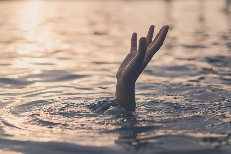 Mysterious drownings What are rip currents?, Sandbars, Ecosystems, Visual cues, Technology, Coastal erosion, Educational materials, Training, Swimwear, Stay calm, Avoiding direct confrontation, Drifting along