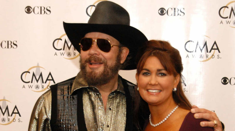 Hank Williams Jr. Céline Dion, Liam Neeson, Courtney Love, Tom Ford, Natascha McElhone, Anna Nicole Smith, Yoko Ono, Patton Oswalt, Lauren Bacall, Elizabeth Taylor, John Travolta, Theodore Roosevelt, Hank Williams Jr., Queen Victoria, Thomas Jefferson