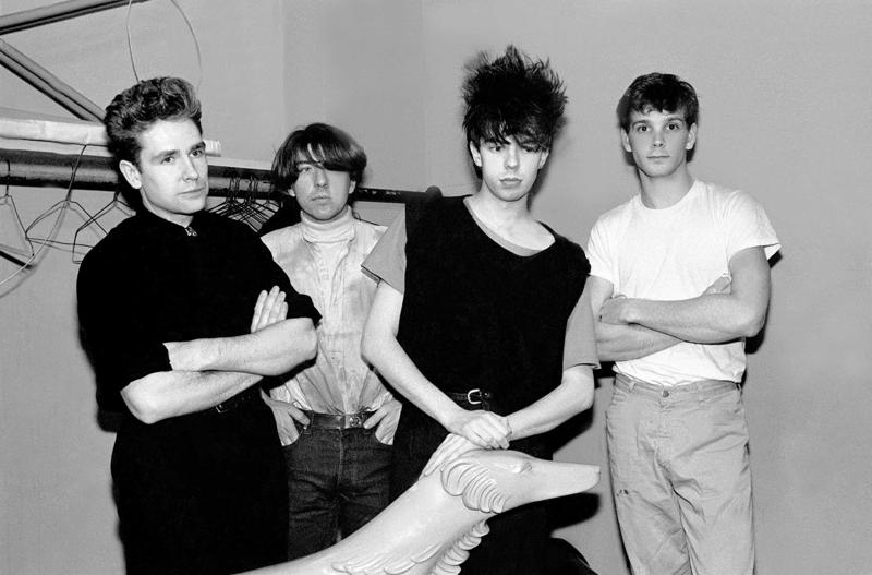 Brian Jones, Dave Alexander, Anton Yelchin, Jean-Michel Basquiat, Andrés Escobar, Janis Joplin, Amy Winehouse, Reggie Lewis, Jonathan Brandis, Harry Hains, Thomas Fekete, Jade Goody, Pete de Freitas, Alexander Baslachev