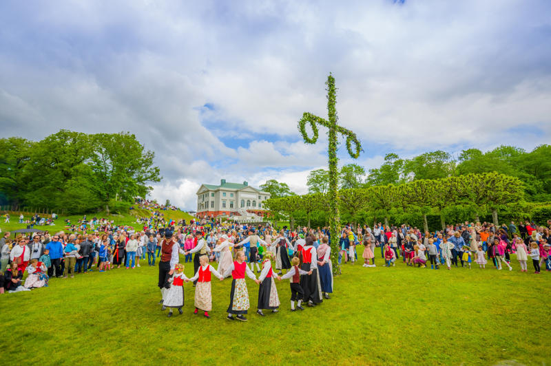 Maypole dance - Sweden Cossack dancing - Ukraine, Whirling dervish - Turkey, Waltz - Vienna, Step dancing - Ireland, Dragon dance - China, Kabuki - Japan, Bharatanatyam - India, Capoeira - Brazil, Morris dancing - England, Kathak - India, Court dance - Korea, Maypole dance - Sweden, Indlamu - South Africa, Jarabe Tapatio - Mexico, Schuhplattler - Germany
