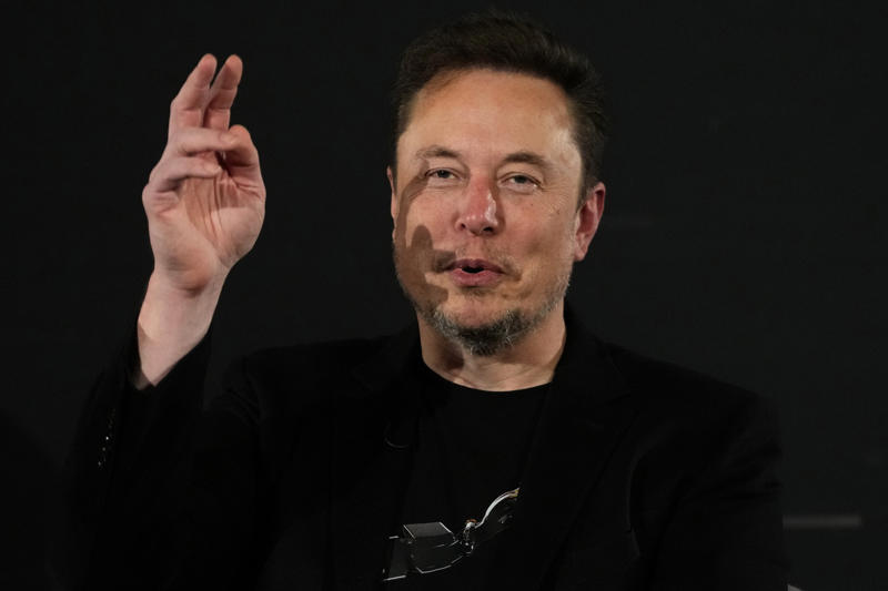 No understanding Race for AGI, Sam Altman, Guardrails needed, AI safety summit, No understanding, Censorship, Firms developing own models, Techno-regulatory apparatus, China producing own hardware, Supply chain, Nationalizing refineries, Tariff fight, Tech Cold War, Donald Trump, At what cost?