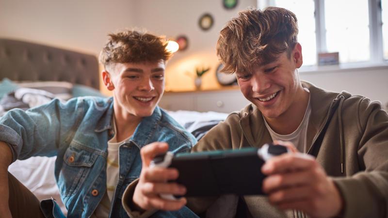 Not everyone agrees Pew Research Center study, Harder today than in 2004, Generation anxiety, Damaging, Less in-person connection, A way to facilitate meeting, Brain chemistry, Teenage years, A dangerous age?, Nurture and celebrate, Not everyone agrees, Agreement between the generations