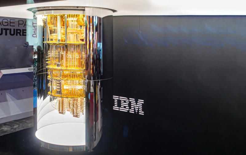 What is quantum computing?, How does it work?, Evolution, Big tech, Powerful processor, Applications, Dangerous in the wrong hands, Serious threat, Learn, then attack, Adding AI into the mix, Dangerous combo, Update needed, What to do?, Deep observability, Industry collaboration