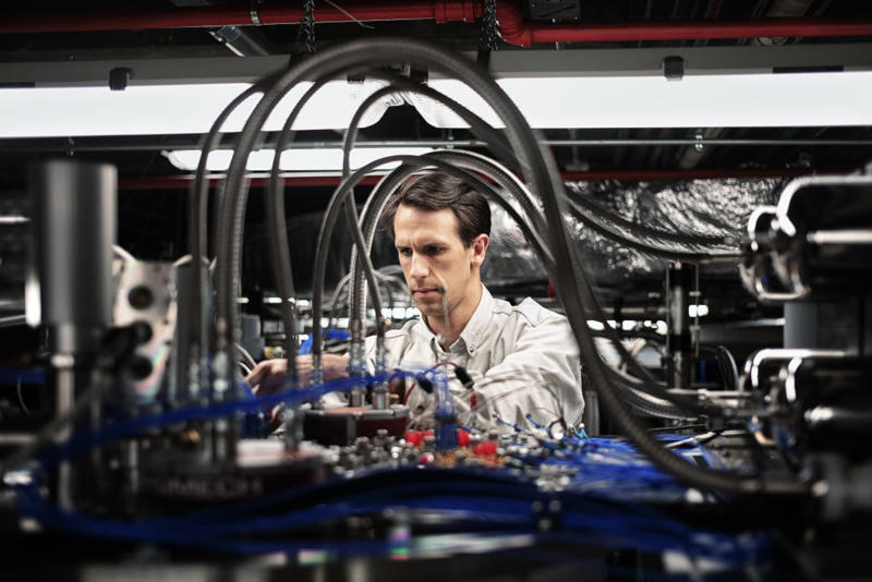 What is quantum computing?, How does it work?, Evolution, Big tech, Powerful processor, Applications, Dangerous in the wrong hands, Serious threat, Learn, then attack, Adding AI into the mix, Dangerous combo, Update needed, What to do?, Deep observability, Industry collaboration