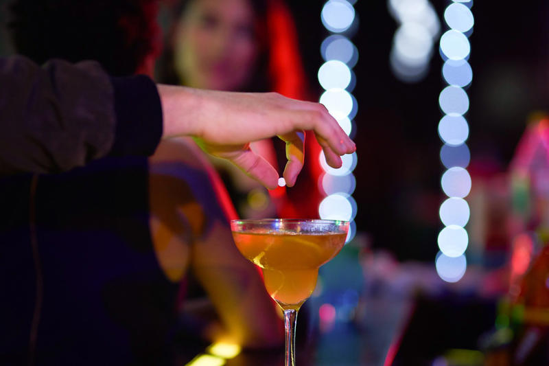 The dos and don’ts of bar etiquette, Asking them to do a shot with you, Picking up your drink before they give it to you, Cleaning up broken glass, Itemizing and splitting a tab, Stuffing napkins, straw wrappers or other trash into your cup, Telling them your life story, Asking them out, Reaching over or behind the bar to grab something quickly, Buying a round of drinks, Asking them to “surprise you” with a drink, Requesting a custom cocktail or ordering off-menu, Using beverage napkins to clean up a spill, Handing them a wad of cash, Getting creative with the tip, Not bothering them with safety concerns, Keeping things simple without a menu, About the experts, Why trust us