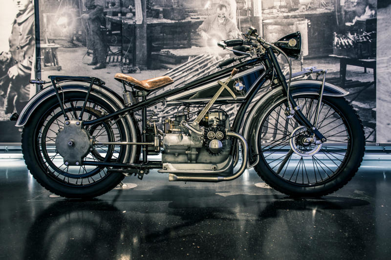 Daimler Reitwagen, Royal Enfield Bullet, Indian Scout, BSA Gold Star, Indian Chief, Harley-Davidson Sportster, Norton Commando, Harley-Davidson XR750, MV Agusta 750S, Ducati 750SS, Honda Gold Wing, Yamaha VMAX, Kawasaki Ninja H2R