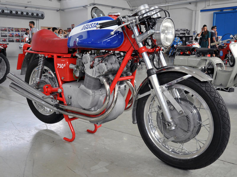 Daimler Reitwagen, Royal Enfield Bullet, Indian Scout, BSA Gold Star, Indian Chief, Harley-Davidson Sportster, Norton Commando, Harley-Davidson XR750, MV Agusta 750S, Ducati 750SS, Honda Gold Wing, Yamaha VMAX, Kawasaki Ninja H2R