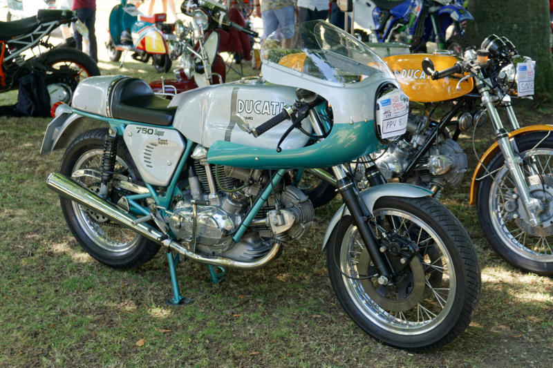 Daimler Reitwagen, Royal Enfield Bullet, Indian Scout, BSA Gold Star, Indian Chief, Harley-Davidson Sportster, Norton Commando, Harley-Davidson XR750, MV Agusta 750S, Ducati 750SS, Honda Gold Wing, Yamaha VMAX, Kawasaki Ninja H2R