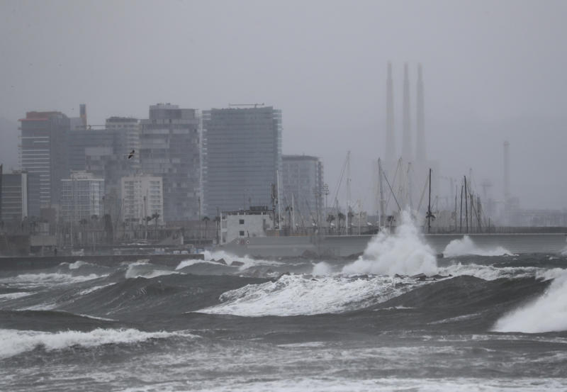 It's not just the size of the tsunami that is a concern The Mediterranean, The Alboran Sea, What is a fault line?, Western Mediterranean, Tsunami warning systems, How deadly would a Mediterranean tsunami be?, 1755 Lisbon earthquake, 2011 Tōhoku earthquake and tsunami, 2004 Indian Ocean earthquake and tsunami, It's not just the size of the tsunami that is a concern, Unusual sea fluctuations, Evacuate on foot, Stay out of coastal areas