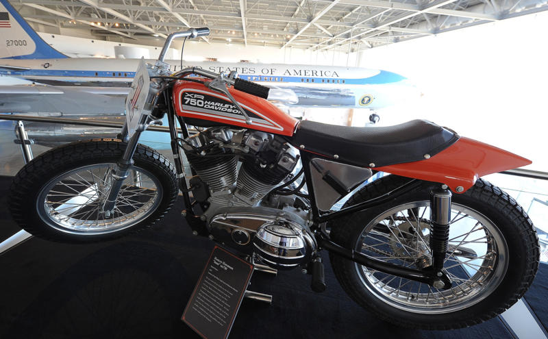 Daimler Reitwagen, Royal Enfield Bullet, Indian Scout, BSA Gold Star, Indian Chief, Harley-Davidson Sportster, Norton Commando, Harley-Davidson XR750, MV Agusta 750S, Ducati 750SS, Honda Gold Wing, Yamaha VMAX, Kawasaki Ninja H2R