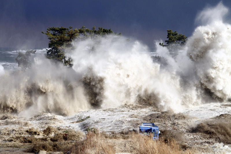 2011 Tōhoku earthquake and tsunami The Mediterranean, The Alboran Sea, What is a fault line?, Western Mediterranean, Tsunami warning systems, How deadly would a Mediterranean tsunami be?, 1755 Lisbon earthquake, 2011 Tōhoku earthquake and tsunami, 2004 Indian Ocean earthquake and tsunami, It's not just the size of the tsunami that is a concern, Unusual sea fluctuations, Evacuate on foot, Stay out of coastal areas