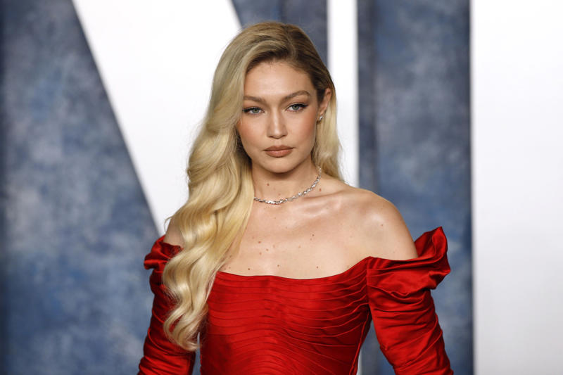 Brad Pitt, Lady Gaga, Justin Bieber, Sacha Baron Cohen, Katy Perry, The Beatles, Richard Gere, Gigi Hadid, Martin Scorsese, Tyler, the Creator, Martha Stewart, Chris Brown, Miley Cyrus, Alec Baldwin, Mike Tyson, Snoop Dogg, Paris Hilton, Harrison Ford, Selena Gomez, Bon Jovi, Christian Slater, Boy George
