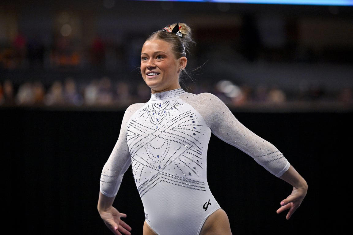 Unbelievable photos capture Grace McCallum, Utah gymnastics' epic season