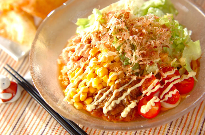 肉うどん すき焼き風, サバ缶で簡単ぶっかけうどん, 具だくさん冷やしうどん, そぼろあんかけうどん, 冷凍トマトの冷やしうどん