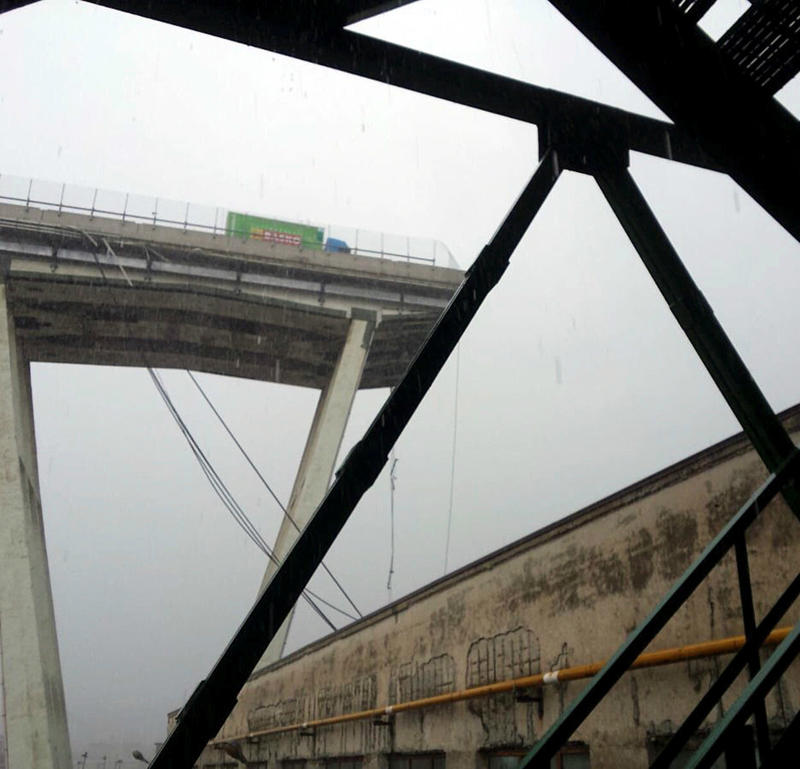 Morandi Bridge - Italy Scott Key Bridge - Baltimore, Morbi Bridge - India, Morandi Bridge - Italy, Wootton Bridge - UK, Severn Railway Bridge - UK, Train bridge - USA, Road bridge - Czech Republic, Kutai Kartanegara Bridge - Indonesia, Bridge in Bihar - India, Cypress Street Viaduct - USA, Dixon Bridge - USA, Hintze Ribeiro Bridge - Portugal