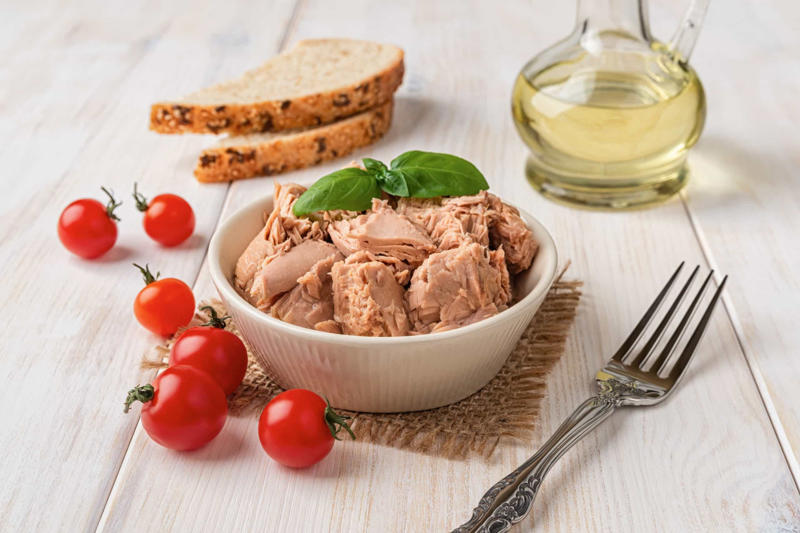 Popular food, Tuna species, Albacore tuna, Bigeye tuna, Atlantic bluefin tuna, Almadraba technique, Tuna in spring water, Health benefits, How much tuna is good for you?, Mercury exposure, Limiting mercury consumption, Best choices for children, Market leaders, Aquaculture, Farming vulnerable species, Conservation efforts