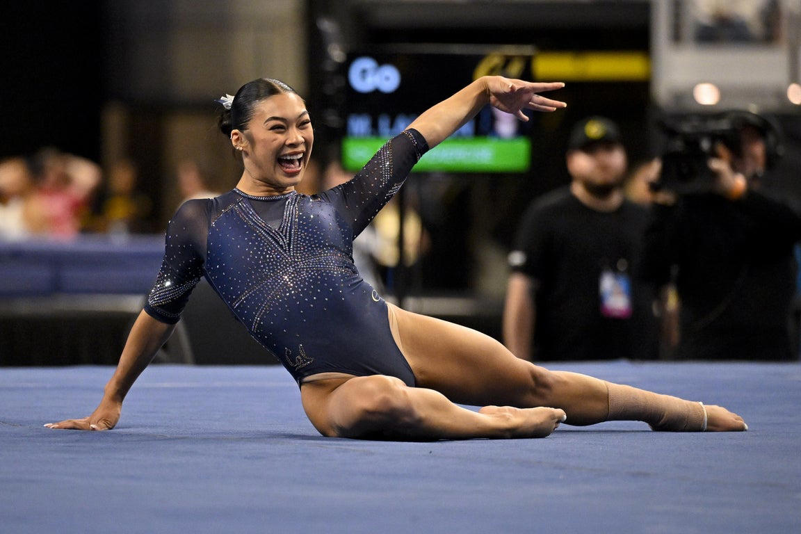 Livvy Dunne and the LSU gymnastics team fall in the 2025 NCAA tournament, in photos