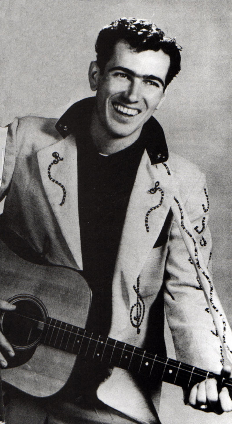 Ray Smith Shannon Hoon of Blind Melon, Charles Pettigrew of Charles and Eddie, Pauly Fuemana of OMC, Scatman John, DJ E-Z Rock of Rob Base and DJ E-Z Rock, The Singing Nun, Andy Fraser of Free, B.W. Stevenson, Ray Smith, Jennifer Paige, Blu Cantrell, Tiny Tim, Tommy Page, Del Shannon