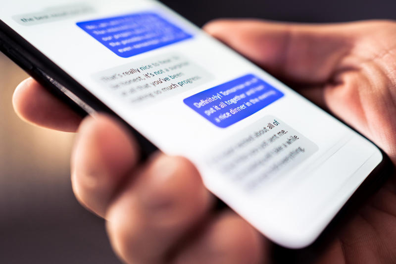 Different methods of smishing FBI issues warning, Smishing and phishing, How does phishing work?, Email phishing, Spear phishing, What exactly is smishing?, Different methods of smishing, Prize or lottery scams, Urgent or emergency messages, Scrutinize your inbox, Be cautious, Get even on odd numbers, Use antivirus and anti-malware software