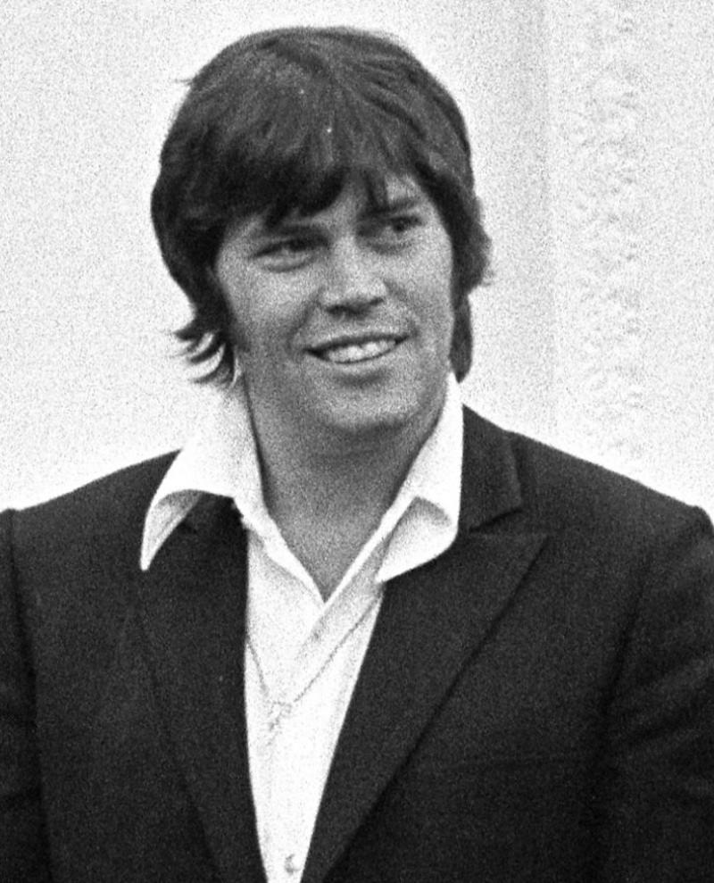 Who were the Memphis Mafia?, Just a few buddies, Meeting George Cline, Elvis in the military, Meeting Charlie Hodge, Origins of the name, A talent for writing an acting, Elvis and his bodyguards, Duties and responsibilities, Unhealthy influence, Elvis in decline, Health concerns, Hurt and betrayed, Faithful friend, Sonny West (1938–2017), Charlie Hodge (1934–2006), George C. Nichopoulos (1927–2016), Joe Esposito (1938–2016)