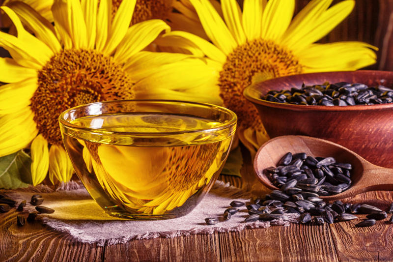 Myth: seed oils are always healthy Myth: small meals are the way to go, Myth: ab exercises are all you need, Myth: drinking green tea melts fat, Myth: gluten-free options help blast belly fat, Myth: seed oils are always healthy, Myth: belly fat protects your bones, Myth: eight hours of sleep helps with weight loss, Myth: caffeine boosts weight loss, Myth: avoiding fatty foods will shrink your belly fat, Myth: belly fat doesn't matter if your BMI is normal, Myth: cinnamon burns calories, Myth: the time you eat can make a big difference, Myth: nuts are fattening, Myth: lemon water melts fat