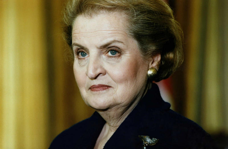 Ketanji Brown Jackson (1970–), Madeleine Albright (1937-2022), Anne Frank (1929–1945), Anita Garibaldi (1821–1849), Benazir Bhutto (1953–2007), Gertrude Ederle (1905–2003), Hedy Lamarr (1914–2000), Joan of Arc (1412–1431), Margaret Thatcher (1925–2013), Marie Curie (1867–1934), Mata Hari (1876–1917), Isabel, Princess Imperial of Brazil (1846–1921), Boadicea (?–c. 60 or 61 CE), Florence Nightingale (1820–1910), Josephine Baker (1906–1975), Clara Barton (1821–1912), Marilyn Monroe (1926–1962), Rosa Parks (1913–2005), Mary Shelley (1797–1851), Emmeline Pankhurst (1858–1928), Bessie Coleman (1892–1926), Eleanor Roosevelt (1884–1962), Ella Fitzgerald (1917–1996), Indira Ghandi (1917–1984), Audrey Hepburn (1929–1993), Coretta Scott King (1927–2006), Helen Keller (1880–1968), Virginia Woolf (1882–1941), Anna Freud (1895–1982), Hattie McDaniel (1895–1952), Catherine the Great (1729–1796), Jane Addams (1860–1935), Shirley Temple (1928–2014), Dorothea Lange (1895–1965), Jane Austen (1775–1817), Queen Victoria (1819–1901), Billie Holiday (1915–1959), Emily Dickinson (1830–1886), Coco Chanel (1883–1971), Babe Didrikson Zaharias (1911–1956), Betty Friedan (1921–2006), Wangari Maathai (1940–2011), Elizabeth I (1533–1603), Wilma Rudolph (1940–1994), Katharine Hepburn (1907–2003), Estée Lauder (1908–2004), Harriet Beecher Stowe (1811–1896), Madam C. J. Walker (1867–1919), Aretha Franklin (1942–2018)