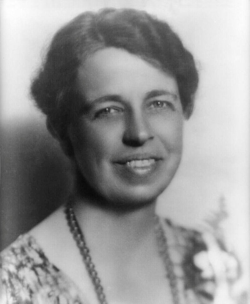 Ketanji Brown Jackson (1970–), Madeleine Albright (1937-2022), Anne Frank (1929–1945), Anita Garibaldi (1821–1849), Benazir Bhutto (1953–2007), Gertrude Ederle (1905–2003), Hedy Lamarr (1914–2000), Joan of Arc (1412–1431), Margaret Thatcher (1925–2013), Marie Curie (1867–1934), Mata Hari (1876–1917), Isabel, Princess Imperial of Brazil (1846–1921), Boadicea (?–c. 60 or 61 CE), Florence Nightingale (1820–1910), Josephine Baker (1906–1975), Clara Barton (1821–1912), Marilyn Monroe (1926–1962), Rosa Parks (1913–2005), Mary Shelley (1797–1851), Emmeline Pankhurst (1858–1928), Bessie Coleman (1892–1926), Eleanor Roosevelt (1884–1962), Ella Fitzgerald (1917–1996), Indira Ghandi (1917–1984), Audrey Hepburn (1929–1993), Coretta Scott King (1927–2006), Helen Keller (1880–1968), Virginia Woolf (1882–1941), Anna Freud (1895–1982), Hattie McDaniel (1895–1952), Catherine the Great (1729–1796), Jane Addams (1860–1935), Shirley Temple (1928–2014), Dorothea Lange (1895–1965), Jane Austen (1775–1817), Queen Victoria (1819–1901), Billie Holiday (1915–1959), Emily Dickinson (1830–1886), Coco Chanel (1883–1971), Babe Didrikson Zaharias (1911–1956), Betty Friedan (1921–2006), Wangari Maathai (1940–2011), Elizabeth I (1533–1603), Wilma Rudolph (1940–1994), Katharine Hepburn (1907–2003), Estée Lauder (1908–2004), Harriet Beecher Stowe (1811–1896), Madam C. J. Walker (1867–1919), Aretha Franklin (1942–2018)