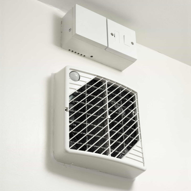 Turn on your air filter Take out the trash regularly, Use baking soda on your carpet, Open the windows, Get an air purifier, Keep towels as dry as possible, Use drain cleaner, Use an air freshener, Light scented candles, Use essential oil, Line your trash cans, Keep the dishwasher clean, Use tomato juice, Reduce unpleasant smells from the fireplace, Make more use of fabric softener, Turn on your air filter