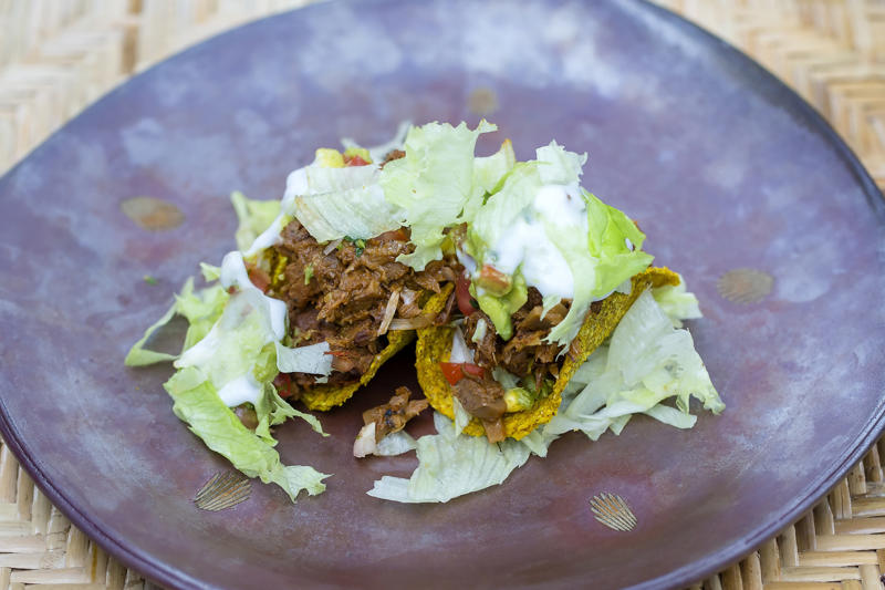 16. Indonesia – Veggie suggestion: jackfruit tacos 20. Finland – Veggie suggestion: kesäkeitto,, 18. Canada – Veggie suggestion: beluga lentil burger, 17. Australia – Veggie suggestion: roasted pumpkin, 16. Indonesia – Veggie suggestion: jackfruit tacos, 14. Sri Lanka – Veggie suggestion: idlis, 12. Liberia – Veggie suggestion: jollof rice, 11. India – Veggie suggestion: palak paneer, 10. Botswana – Veggie suggestion: chakalaka, 9. United Kingdom – Veggie suggestion: halloumi cheese, 8. Solomon Islands – Veggie suggestion: cassava, 6. Singapore – Veggie suggestion: Nyonya-style spring rolls, 4. São Tomé and Príncipe – Veggie suggestion: canjica, 2. Thailand – Veggie suggestion: stir-fried tofu