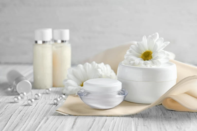 Ingredient claims Ingredient-led beauty, Ingredient claims, Ingredient claims, Ingredient claims, Search surge, Millennials and Gen Z, Fad, or foresight?, Skin layers, Skin barrier, The middle layer: dermis, Biomolecules, Formulations, Dermis layer absorption, Peptides, Investigation